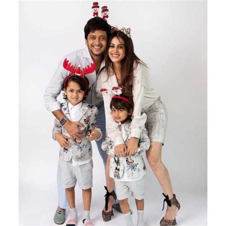 Riteish Deshmukh Net Worth: Details About Movies, Kid, Wife, Age, Father - SarkariResult