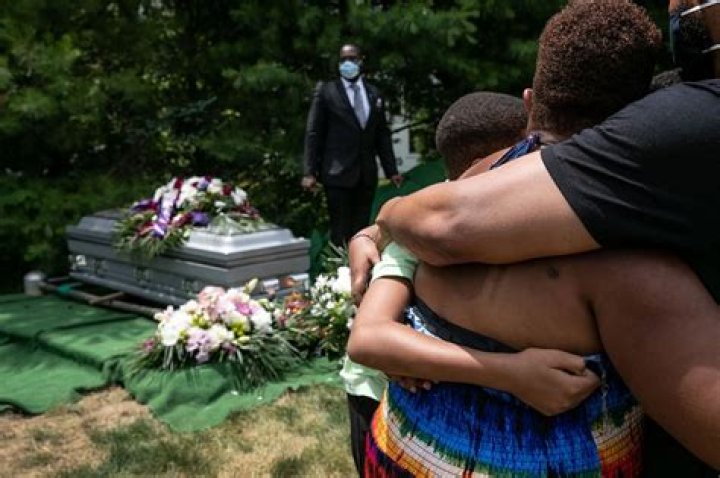 Who Was Carmen Denson? Obituary, Cause Of Death, Funeral