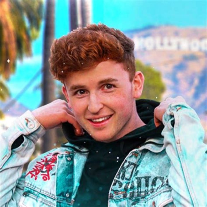Young Caylus Cunningham Young Caylus Cunningham