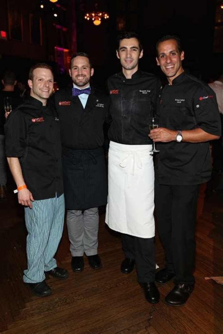 Zac Young Net Worth : Details About Earnings, Career, Age, Assets, Income - SarkariResult