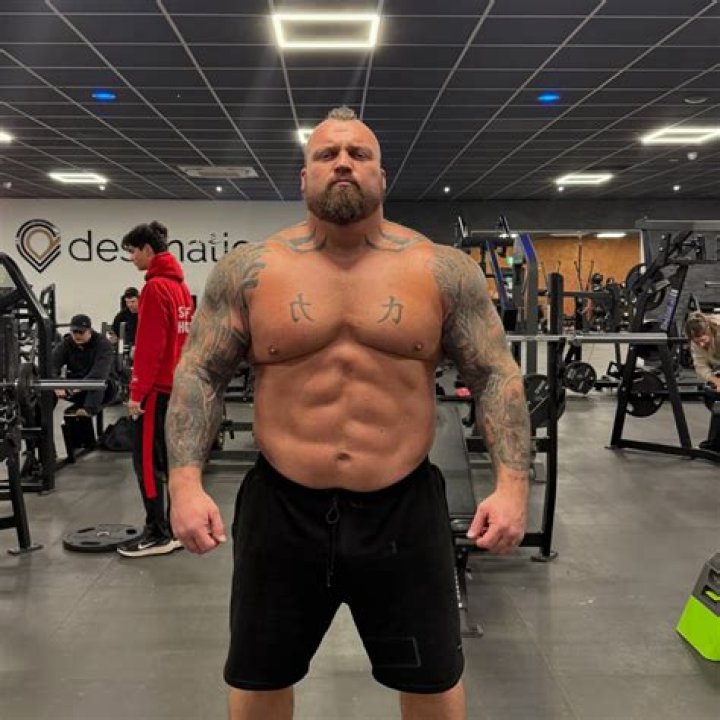 Zack Hall Net Worth